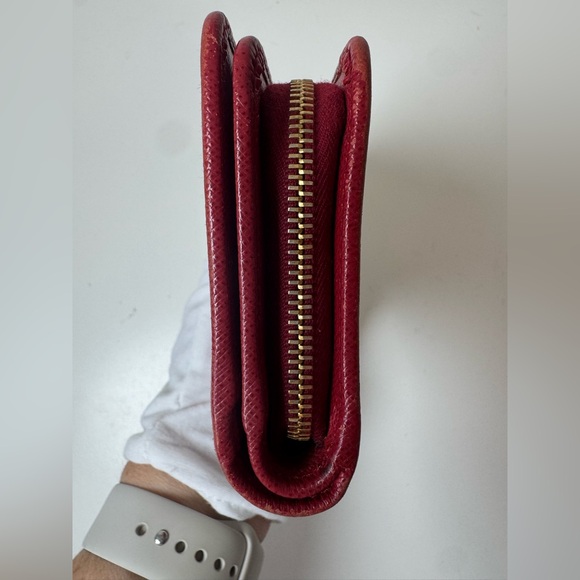 Prada Women’s Red Leather Saffiano Small Bifold Wallet with Gold-Toned Hardware - Picture 4 of 13